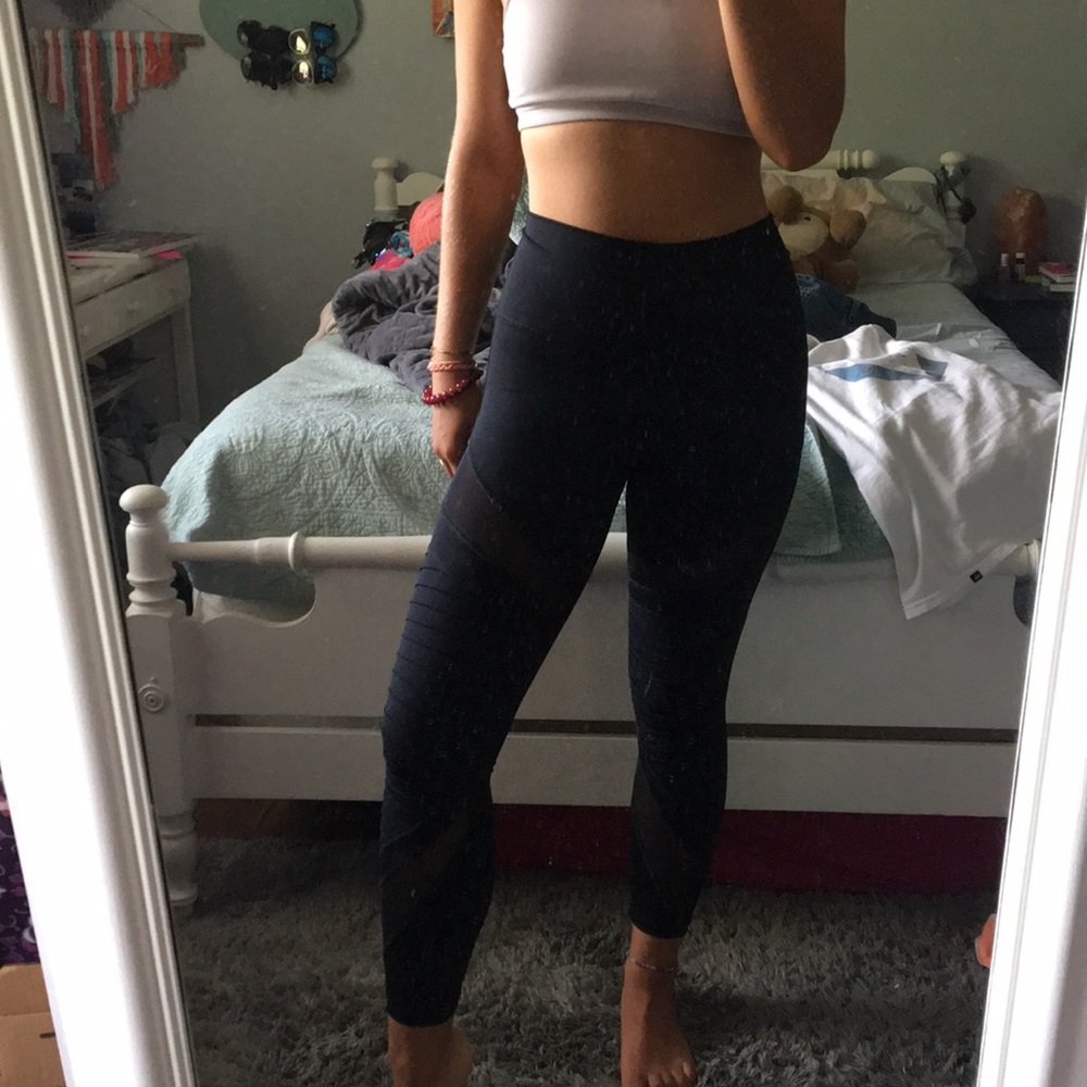 American eagle mesh leggings